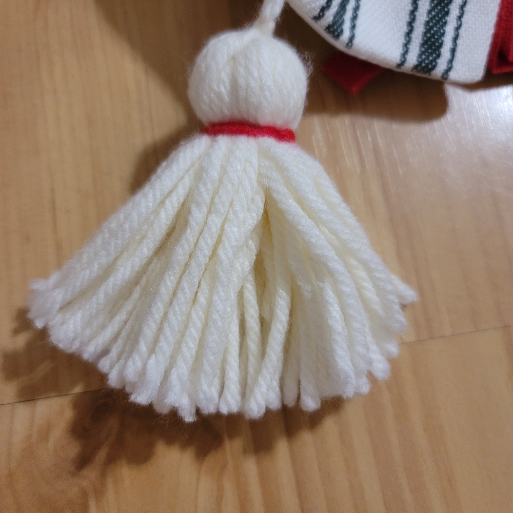 H&H Striped Christmas Tree Skirt ๐ - Picture 6 of 10
